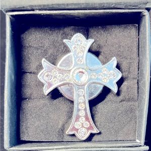 Miche bag magnetic key finder cross with rhinestones, nearly new